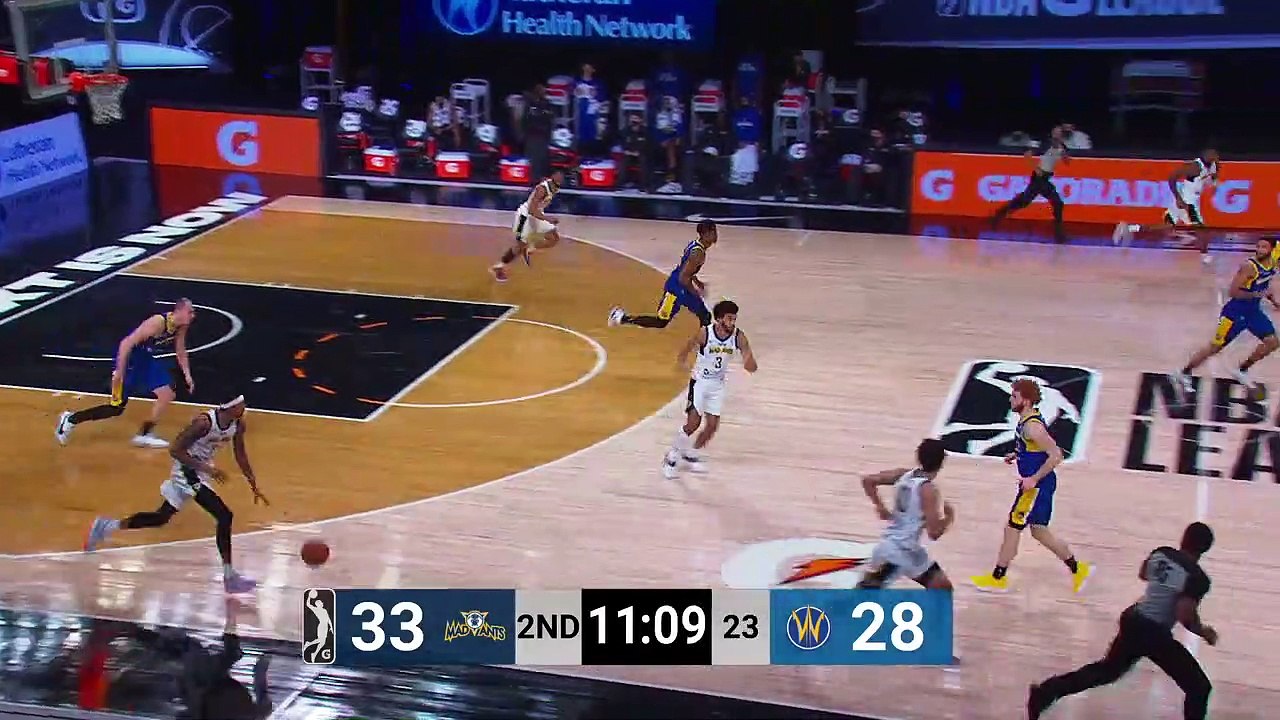 Devin Robinson (15 points) Highlights vs. Santa Cruz Warriors