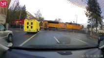 Train vs Camion