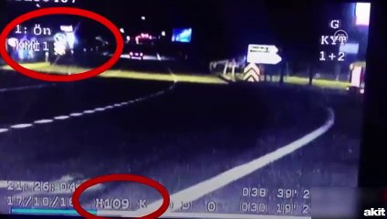 Maket polis aracını gören frene bastı