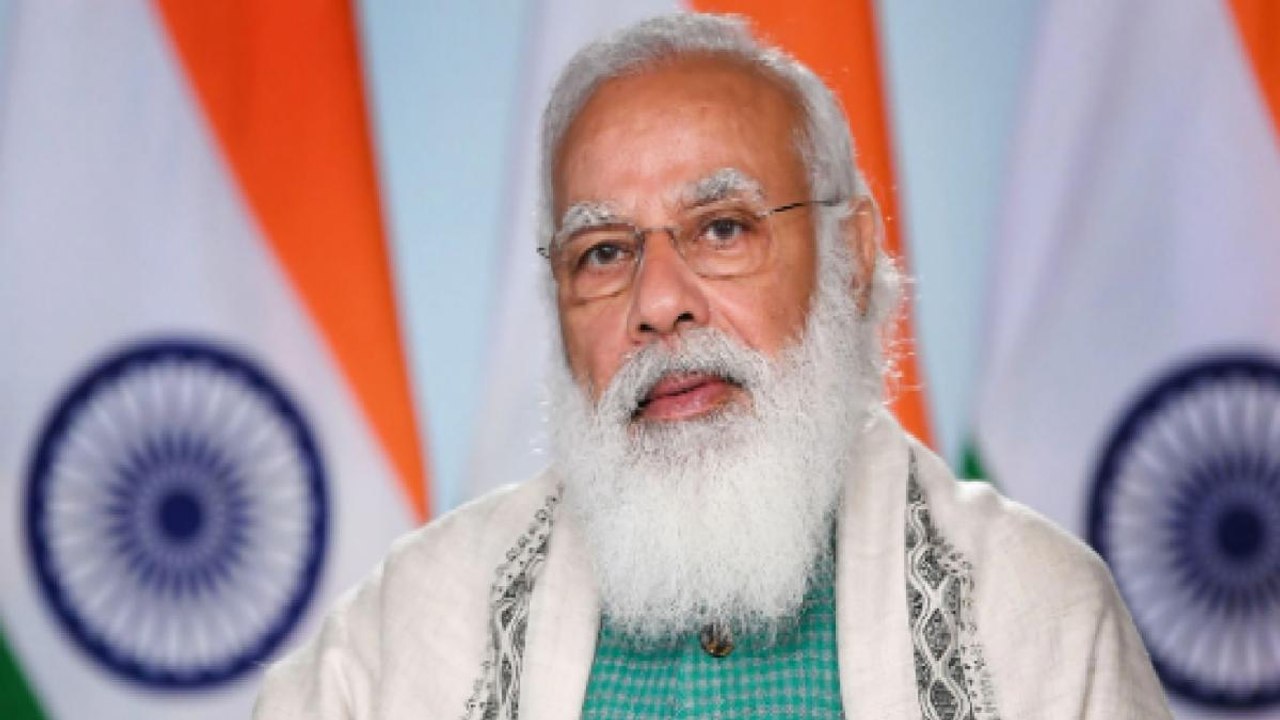 Do not forget Gurudev's mantra of unity: PM Modi
