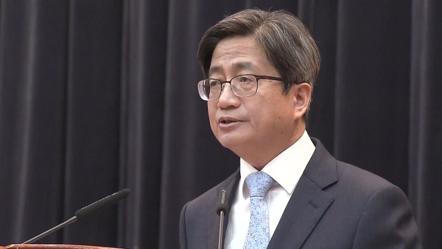 김명수 대법원장 부주의한 발언 깊은 사과...정치적 고려 없었다 사퇴는 거부 / YTN
