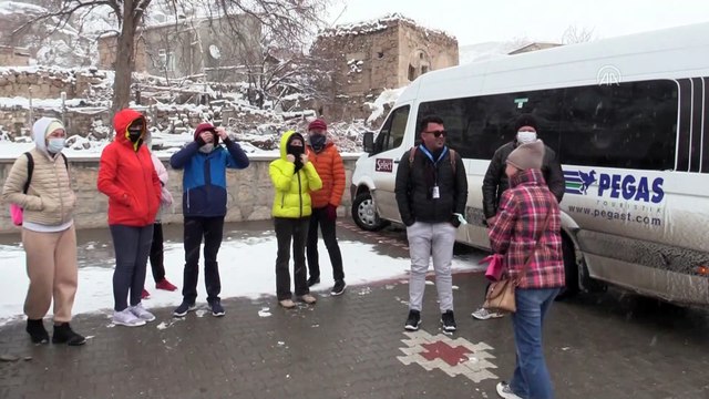 AKSARAY - Ihlara'nın giriş kapısı Selime kışın tüm güzelliklerini yansıtıyor