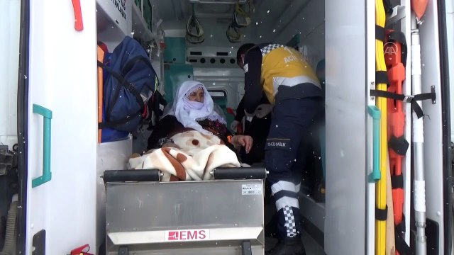 MUŞ - Ekipler, diyaliz hastası kadın için seferber oldu