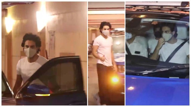 Ibrahim Ali Khan snapped at Kareena kapoor's house | SpotboyE