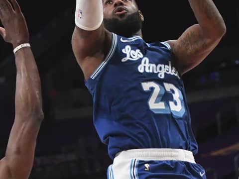 LeBron 'humbled' to join Malone and Kareem's 35k club