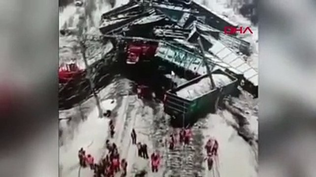 Rusya'da tren kazası: 25 vagon raydan çıktı