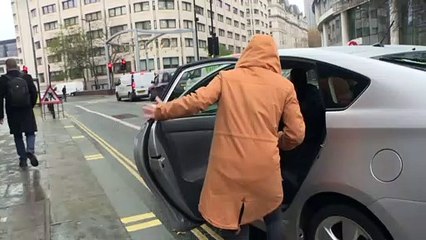 Uber obrigada a reconhecer motoristas como trabalhadores da empresa