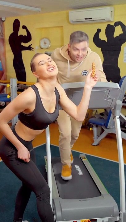 Funny Video Of boy And Woman In A Gym
