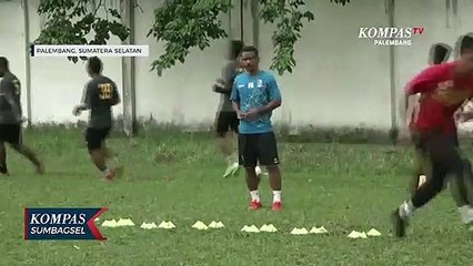 Sriwijaya FC Lepas Pelatih Kepala Budiarjo Thalib