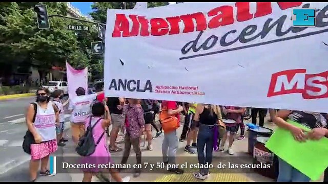 Docentes reclamaron en 7 y 50 por el estado de las escuelas