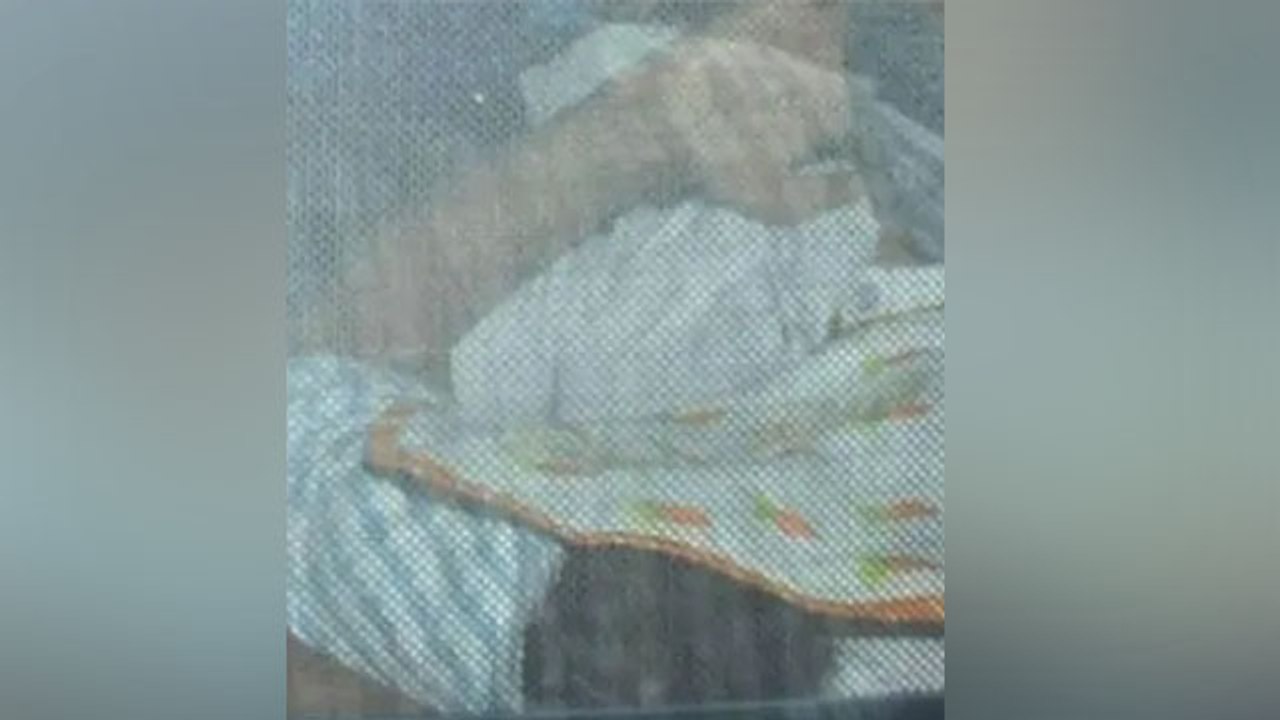 Kareena Kapoor Khan Second Baby का FIRST GLIMPSE Viral | Boldsky