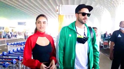 Jasmin Bhasin और Aly Goni पहुंचे जम्मू, मिला Family का प्यार | FilmiBeat