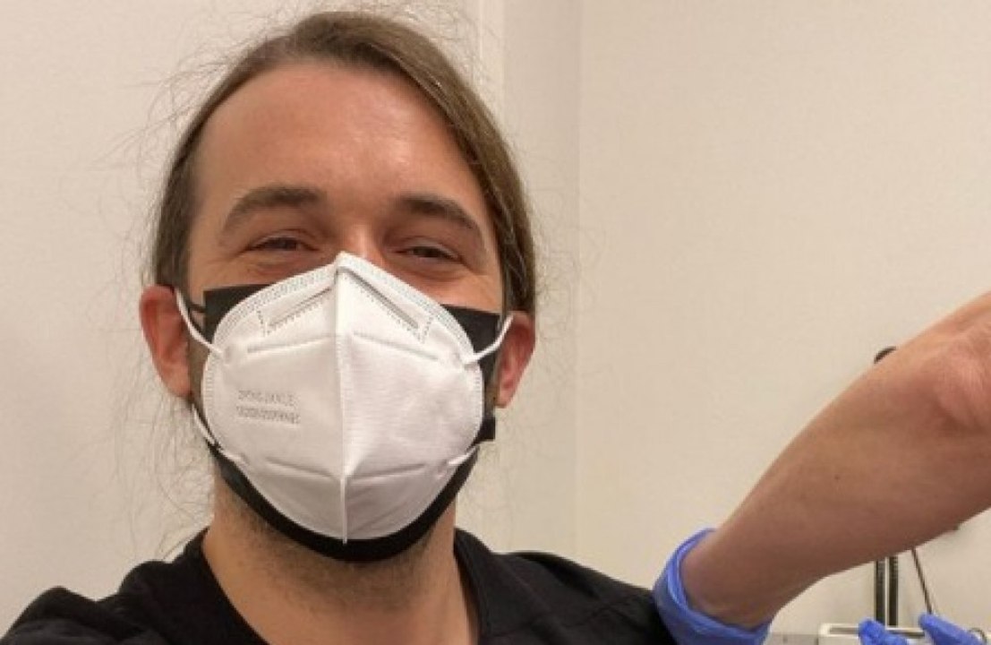 Jonathan Van Ness urges HIV-positive people to check vaccine eligibility