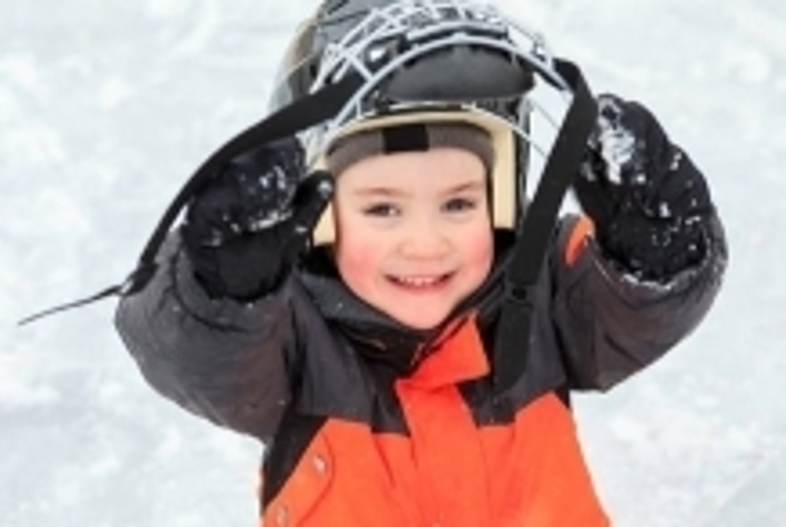 Here are Some Pandemic-Safe Winter Activities for Kids