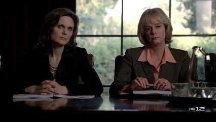 Bones 2x11 - Katy Reichs appears on 'Bones'