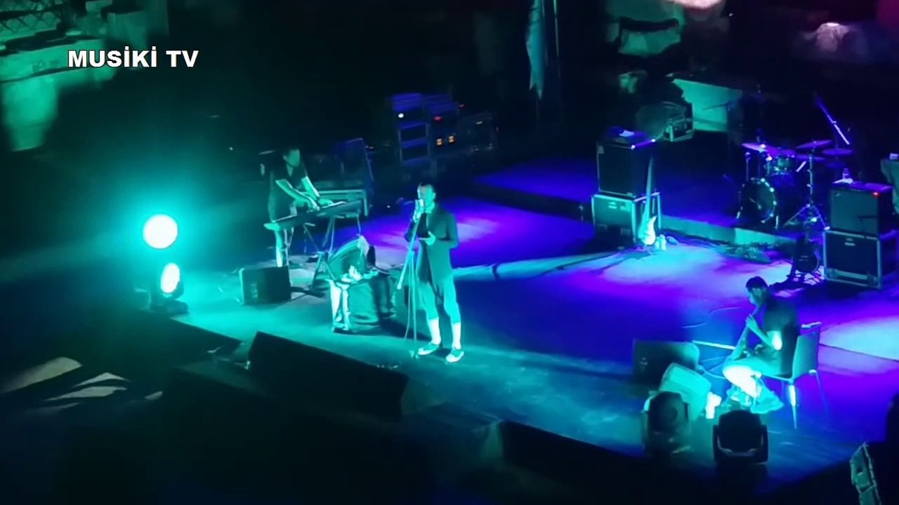 CEM ADRİAN - Ben Varım (Ayten Alpman)(Konser/Canlı) @Side Antik Tiyatro