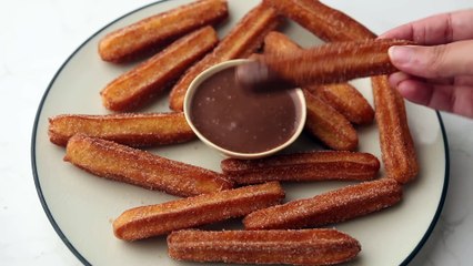 التشوروز الإسباني وصوص الشيكولاتة  بأسهل طريقة والطعم رهيب