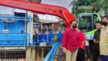 Anies Baswedan Pantau Banjir Jakarta dari Pintu Air Manggarai