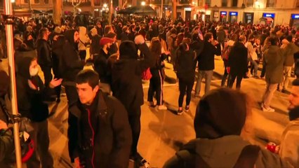 Espagne : Sanchez condamne les manifestations violentes