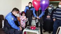 ÇORUM - Doğum gününü polislerle kutlamak isteyen küçük Elif'e sürpriz kutlama partisi