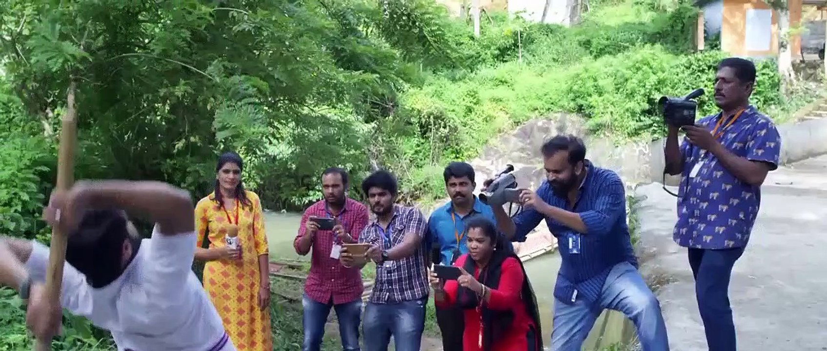 Aniyankunjum Thannalayathu (2019) 720p Malayalam - Part 1
