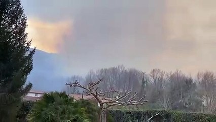 Feux d'écobuage non maitrisés sur la Rhune depuis Ascain