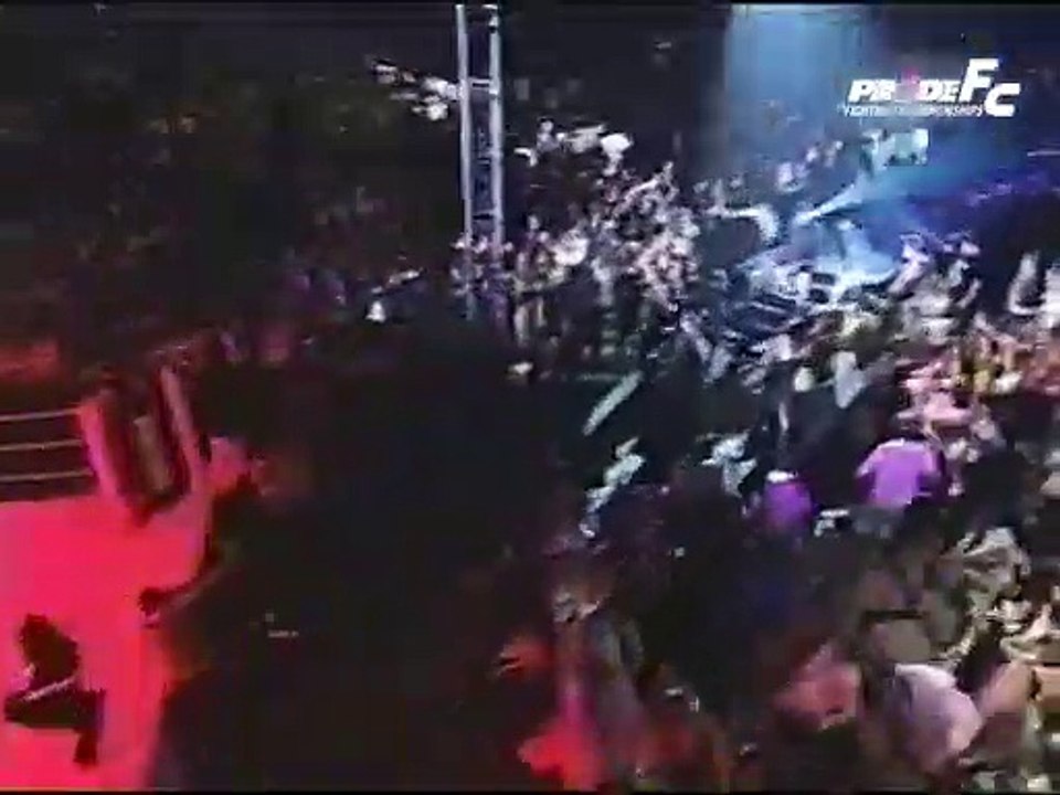 桜庭和志 vs ヒカルドアローナ