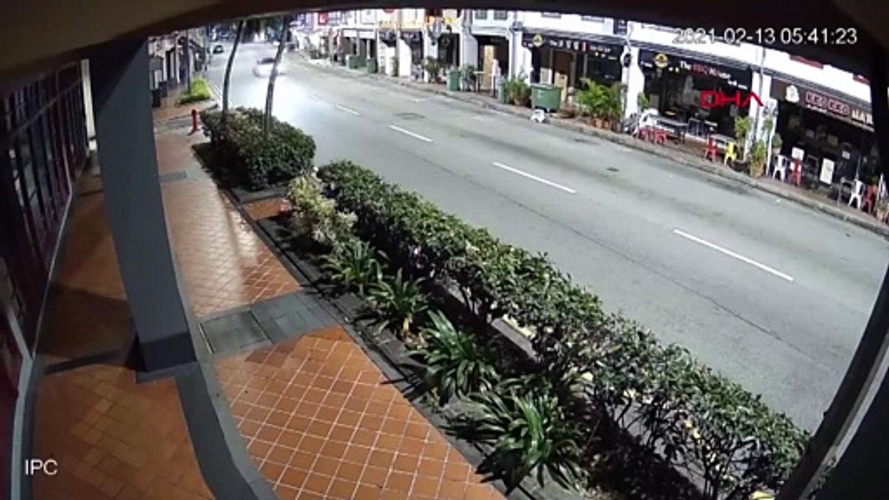 Singapur’da lüks otomobil dehşeti 5 ölü