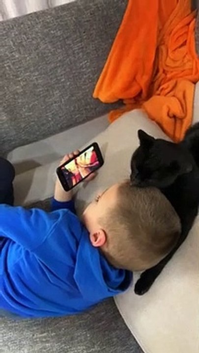 Maksim Rakić i mačka Žizel u TK Forhend  20.2.2021