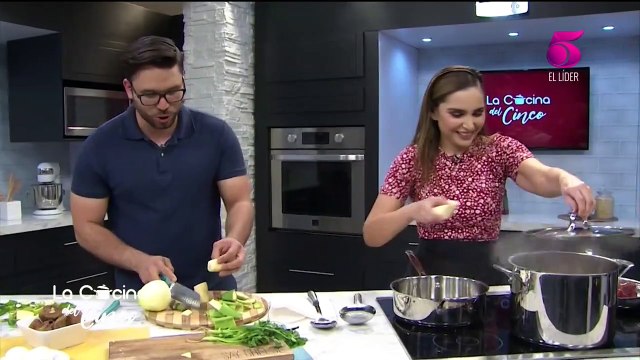 La Cocina del Cinco - Jugo de Tamarindo, Sopa de Frijoles, Plátanos en Gloria