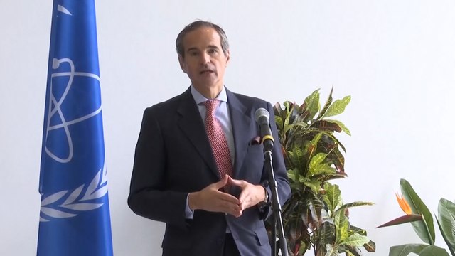 في خضم تحرك دولي لإنهاء أزمة إيران النووية..مدير الوكالة الدولية للطاقة الذرية يزور طهران