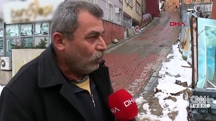 Taksi müşterisi paniğe kapılıp araçtan atladı