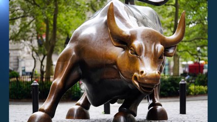 Mort du sculpteur sicilien Arturo Di Modica, auteur du Taureau de Wall Street