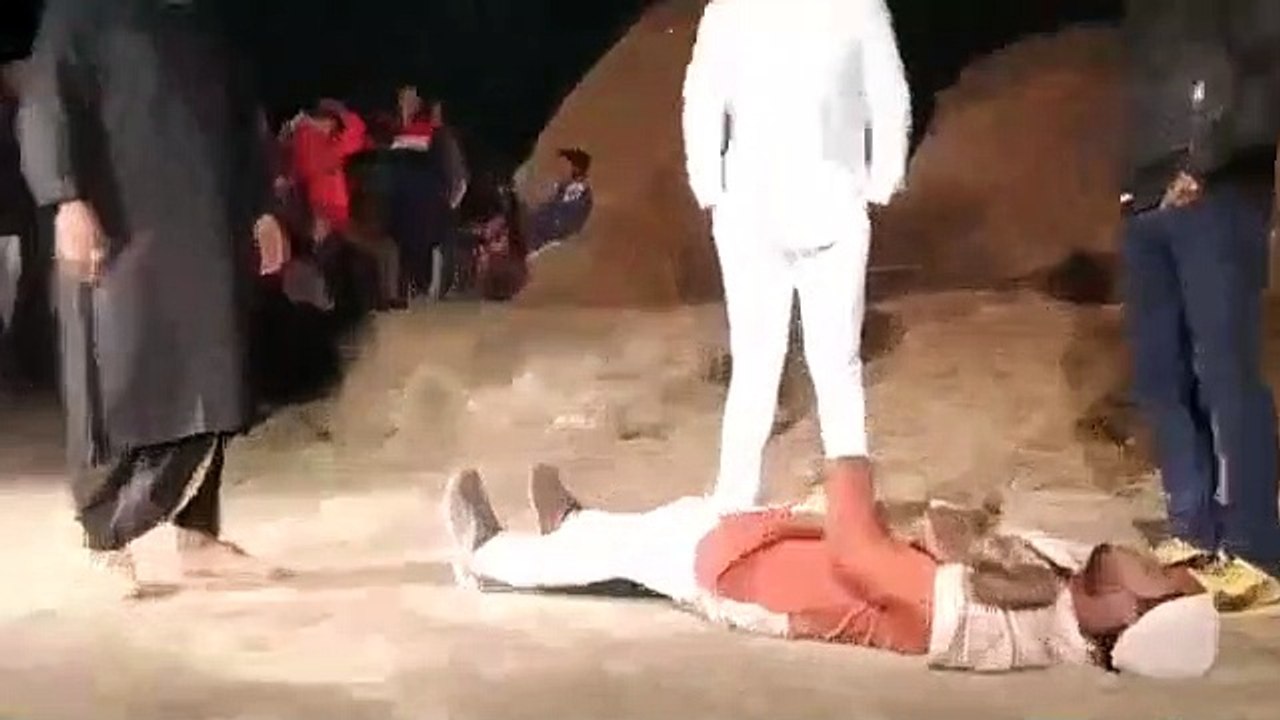 फ़िल्म की शूटिंग में व्यस्त ग्राम पंचायत अधिकारी को डीपीआरओ ने भेजा नोटिस