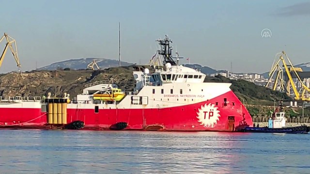 İSTANBUL - 'Barbaros Hayrettin Paşa' sismik araştırma gemisi Tuzla Limanı'na geldi