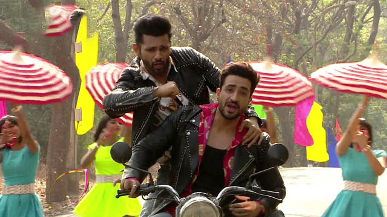 Bigg Boss 14 Grand Finale Promo: Rahul Vaidya & Aly Goni performa on Sholay Song | FilmiBeat