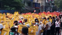 Miles de manifestantes en las ciudades birmanas contra la represión de la Junta militar