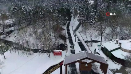 Beyazlar içindeki Değirmen Boğazı'nda hayran bırakan görüntüler