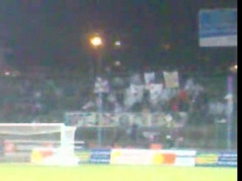 bo49 ANGERS SCO NIORT 22.02.08 TIFO + ENTREE JOUEURS LIGUE 2