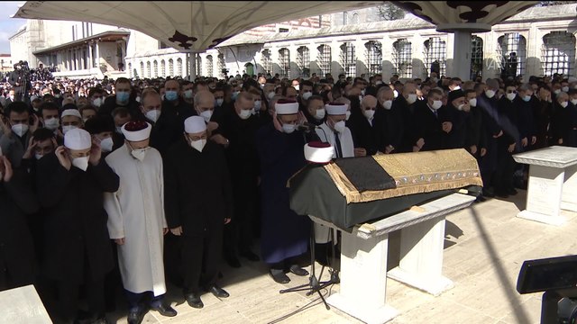 İSTANBUL - Hadis, tefsir ve fıkıh alimi M. Emin Saraç son yolculuğuna uğurlandı (1)