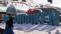 ERZURUM - Palandöken Kayak Merkezi hafta sonu kayakseverlerle doldu