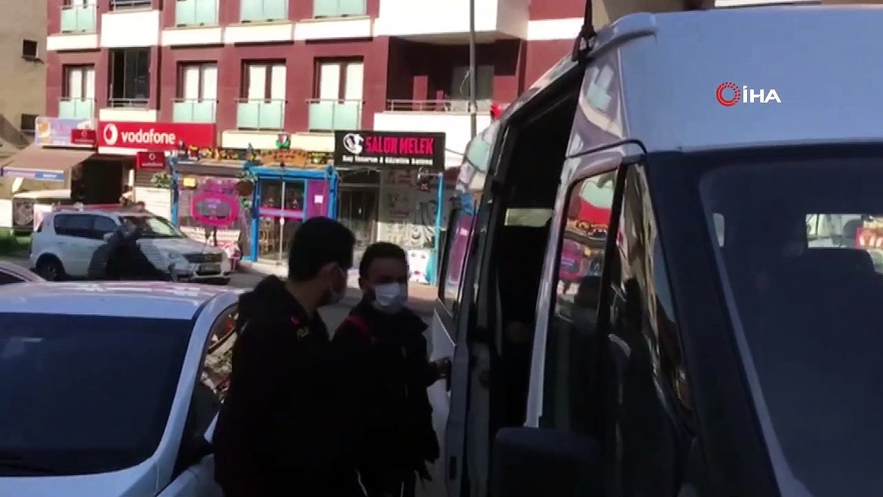 Annesi Başka Bir Adamla Evlendi, Oğlu Dehşet Saçtı