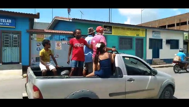 MST FAZ PROTESTO CONTRA BOLSONARO EM PEDRAS DE FOGO E ITAMBÉ