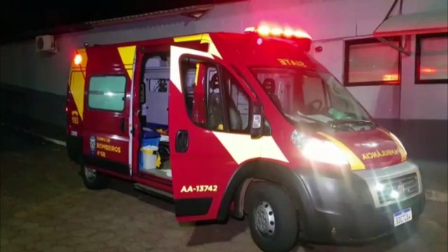 Homem contido por populares e detido pela PM com objetos furtados é atendido pelo Siate na delegacia