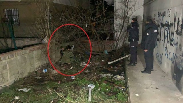 Polis kapıyı çaldı, camdan atlayan iki kişinin bacağı kırıldı