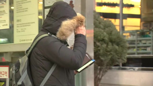 [날씨] 퇴근길 찬 바람, 내일 영하권 추위...산불 비상 / YTN