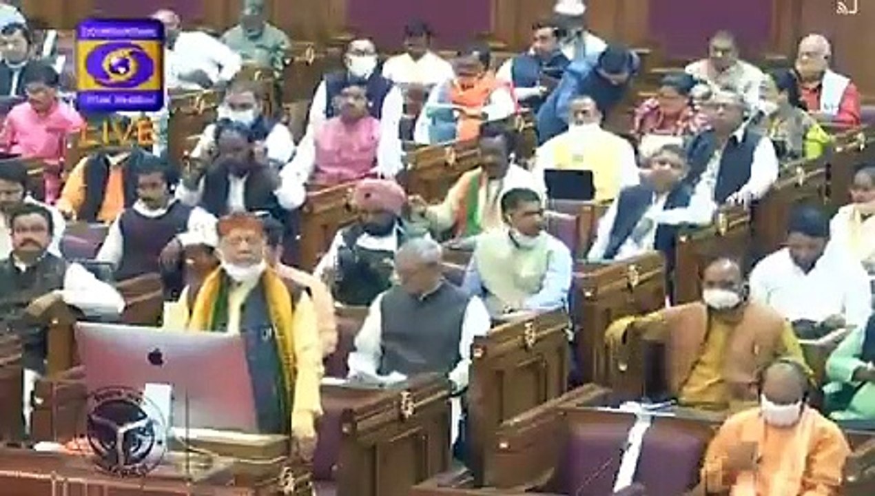 UP Budget: किसानों को मिलेगा मुफ्त पानी-सस्ता लोन, अयोध्या चमकाने के लिए 140 करोड़
