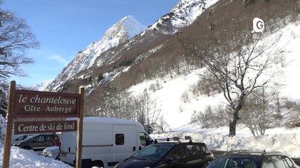 Reportage - La raquette à neige en plein essor au col d'Ornon