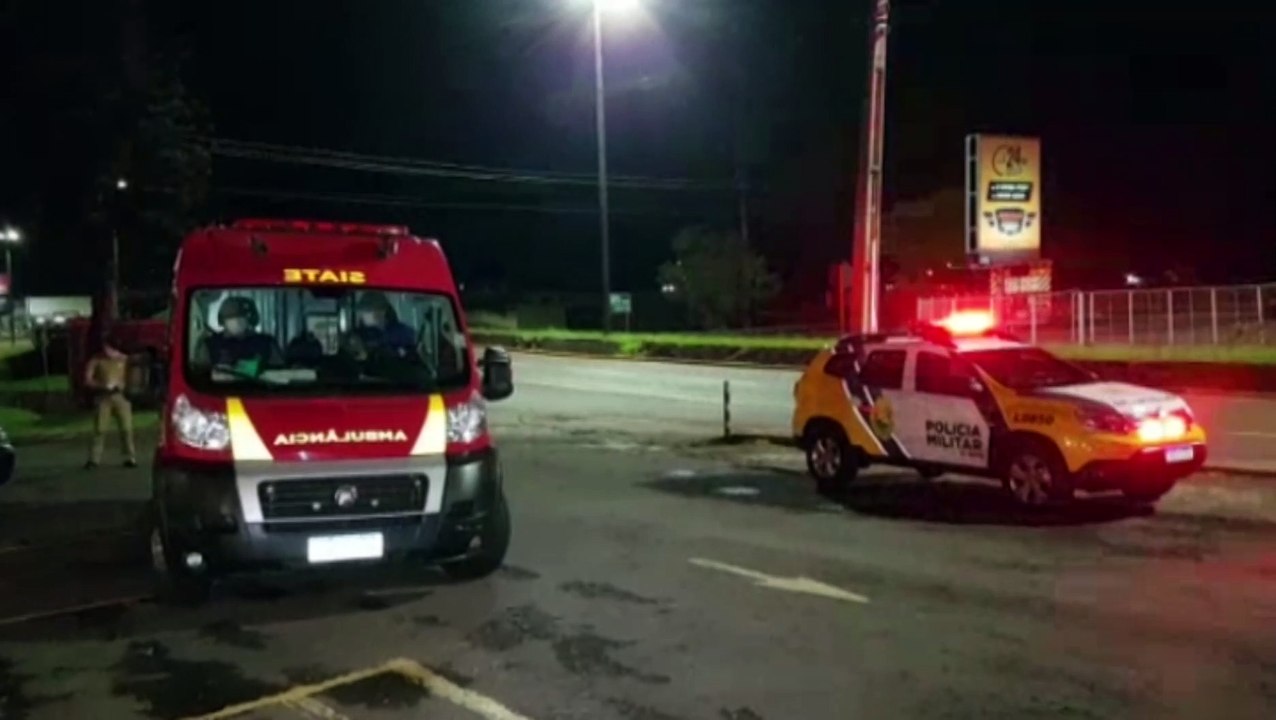 Bombeiros e PM são acionados ao Viaduto Carelli...