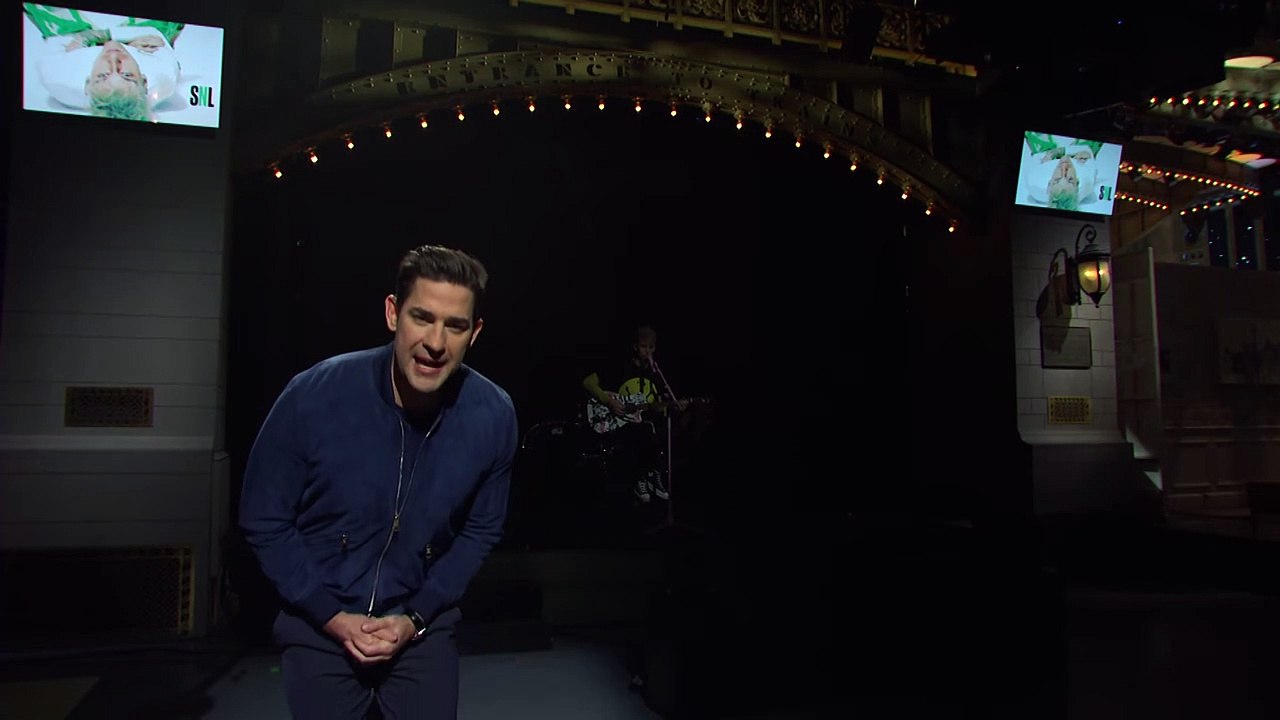 Machine Gun Kelly - lonely (Live From Saturday Night Live-2021)